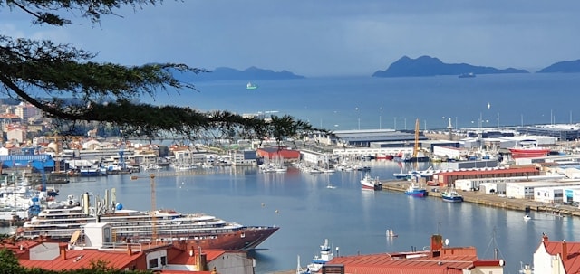 Vista de las Islas Cíes desde la ciudad de Vigo