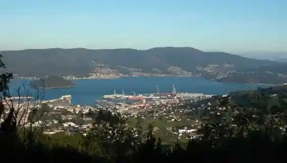 Gif de Petroglifos y pueblo de Marín